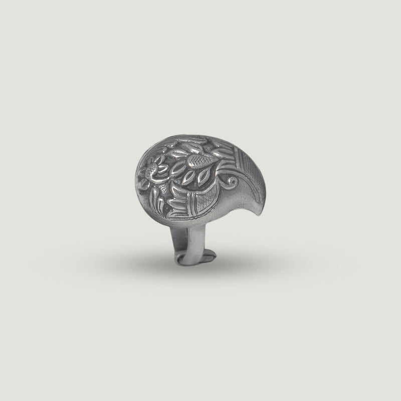 Antique Leaf Motif Statement Ring