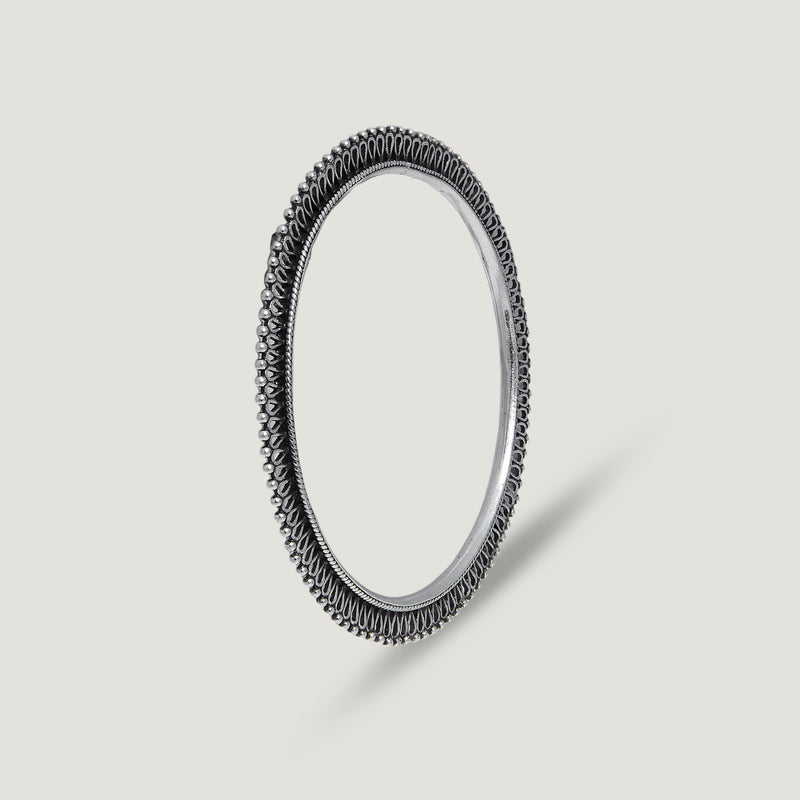 Beaded Loop Edge Bangle
