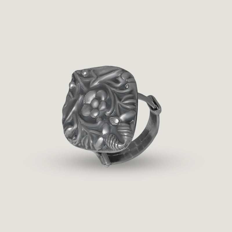 Gulmohar Carved Statement Ring