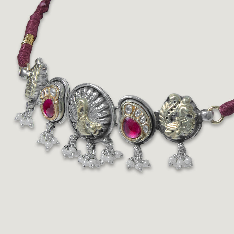 Moyur Kundan Choker