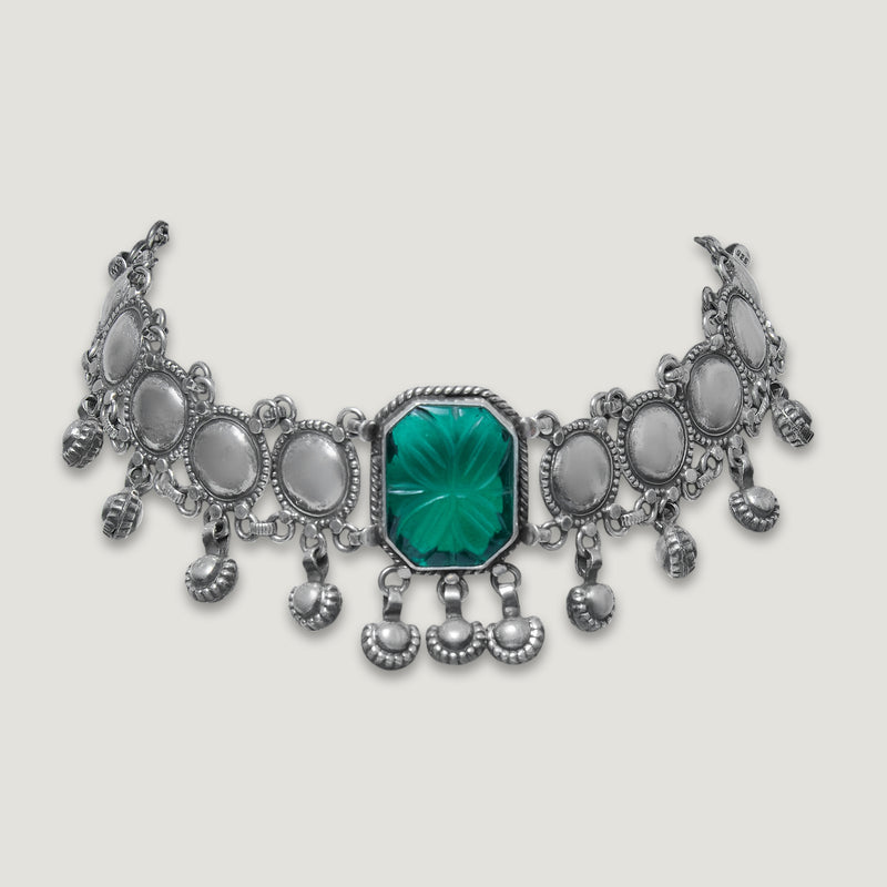 Nilofar Panna Choker