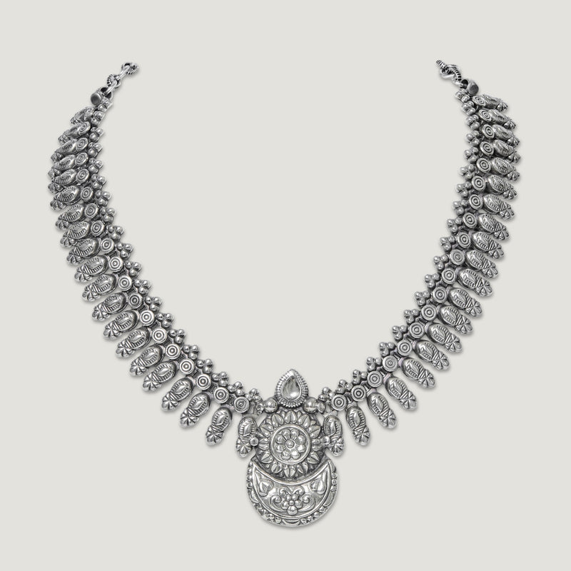 Rajwadi Chandbali Necklace