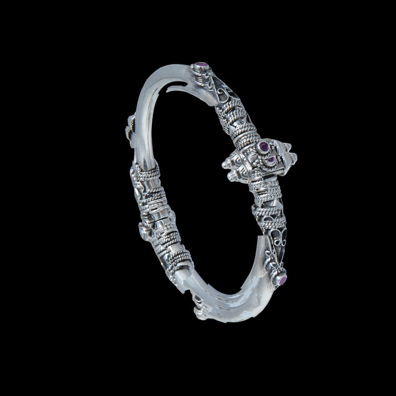 Aarohi Silver Bangle