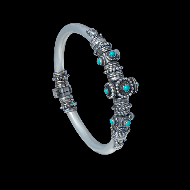 Neelam Silver Bangle
