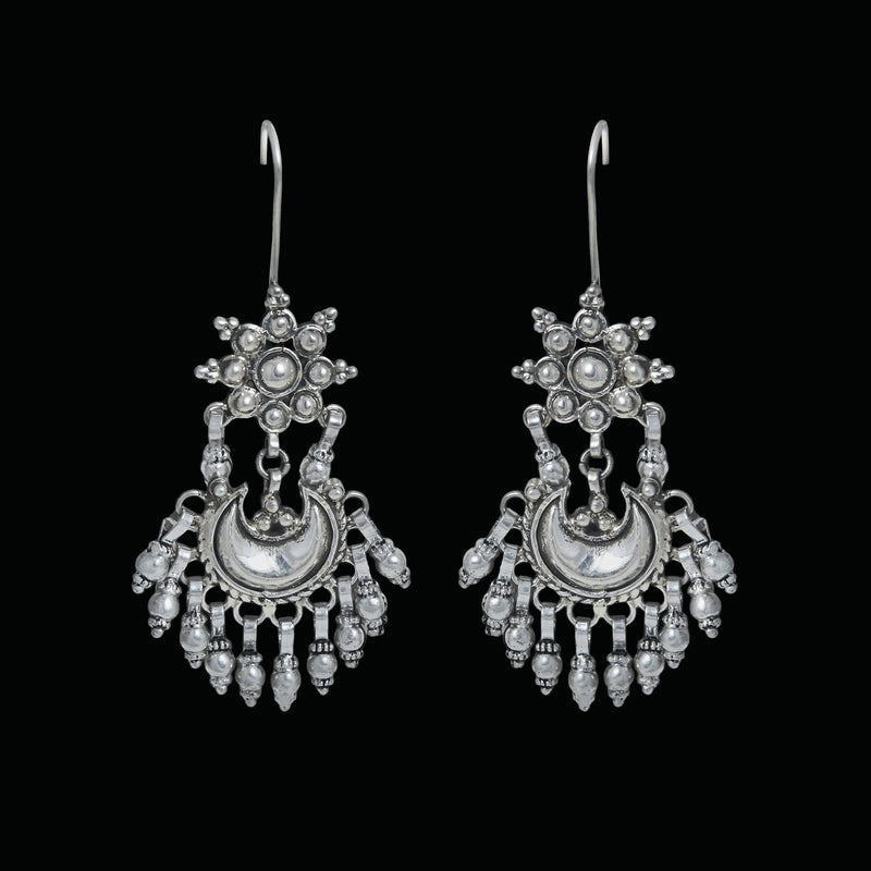 Tara Chandrama Jhalar Earrings