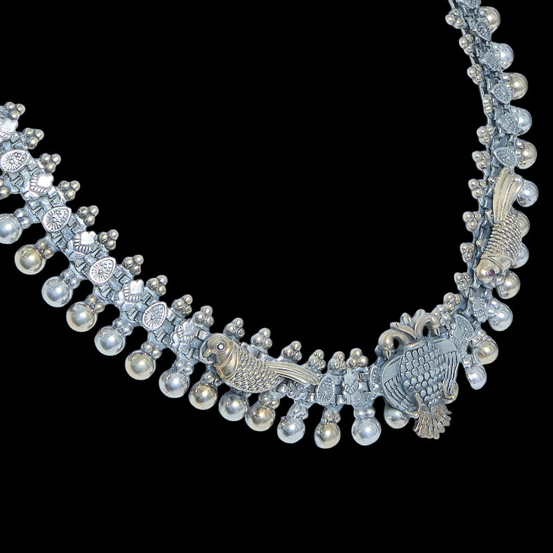 Rajhans Panchhi Choker