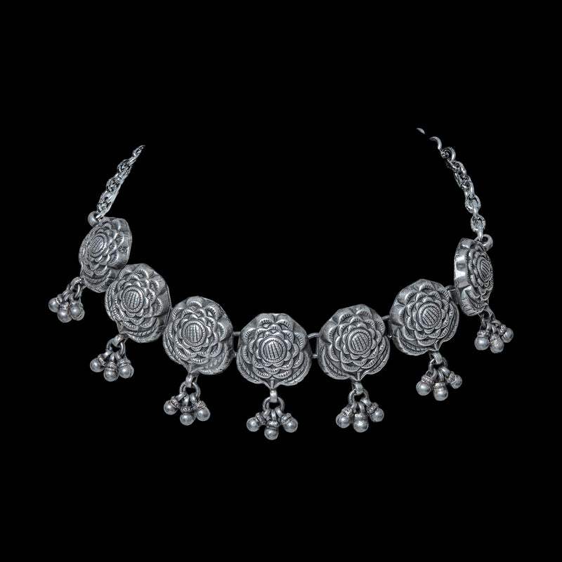 Kamal Ghungroo Choker