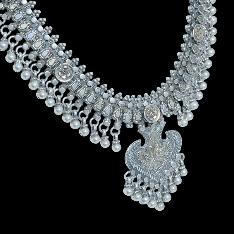Rajwadi Kalgi Necklace
