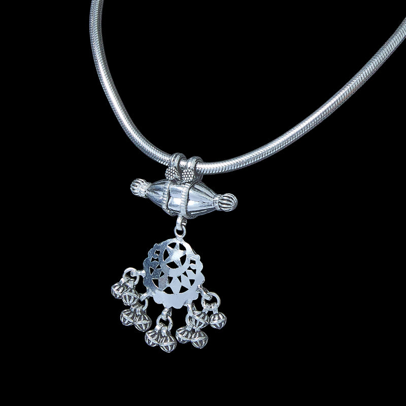 Tara Jaali Pendant Necklace